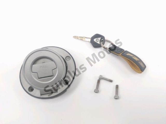 Bouchon de reservoir occasion YAMAHA FZ8 800 2012