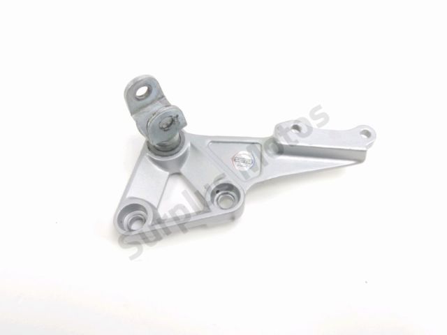 Platine avant droite occasion SUZUKI SV 650 1998