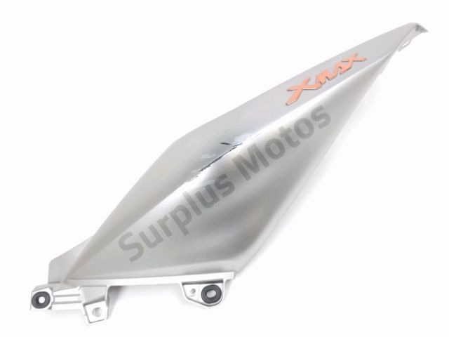 Carenage arriere gauche occasion YAMAHA YP 125 X-MAX 2020