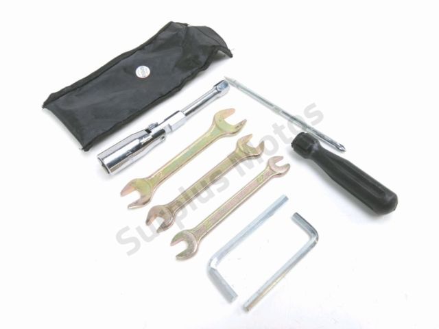 Trousse outil occasion CF MOTO MT 2022