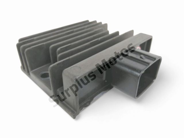 Regulateur de tension occasion YAMAHA YP 125 X-MAX 2020