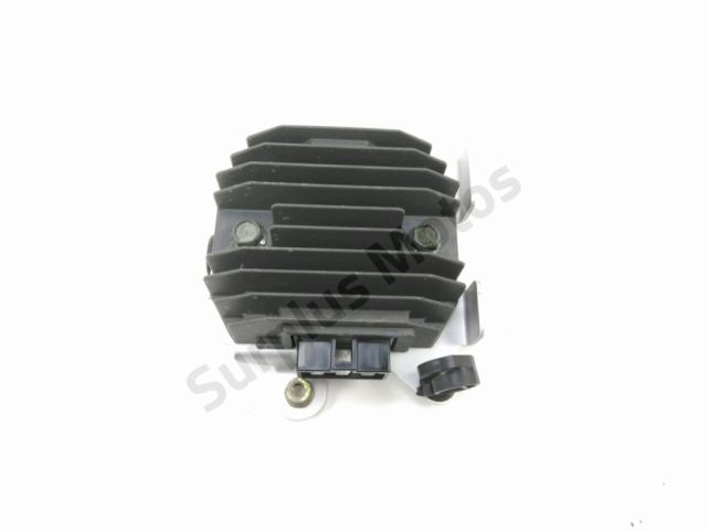 Regulateur de tension occasion YAMAHA FZ6 600 S FAZER 2003