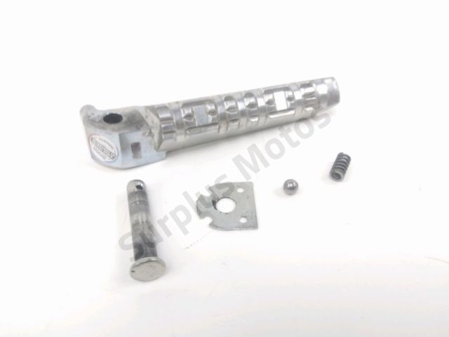 Repose pieds arriere droit occasion YAMAHA MT 125 2016