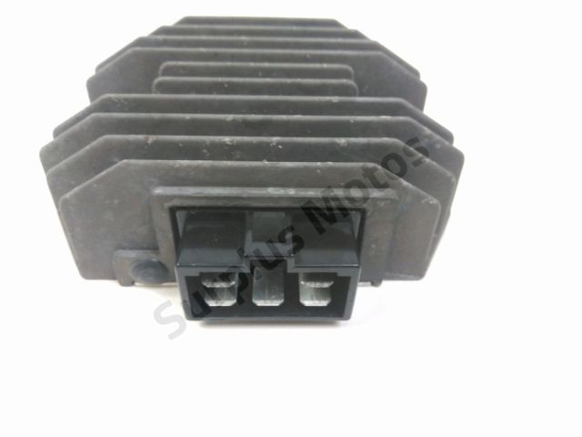 Regulateur de tension occasion YAMAHA FZ6 600 S FAZER 2010