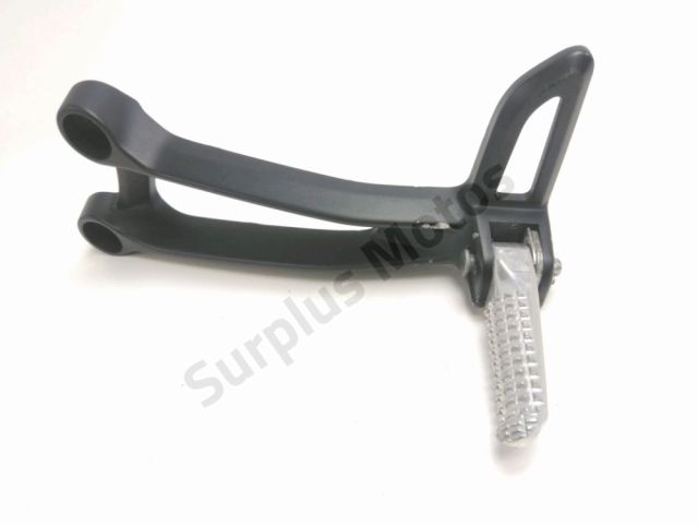 Platine et repose pieds arriere gauche occasion YAMAHA MT-07 2022