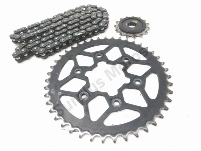 Kit chaine complet occasion TRIUMPH SPEED 2024