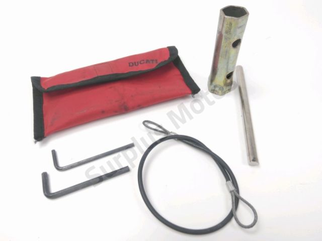 Trousse outil occasion DUCATI MONSTER 750 1996