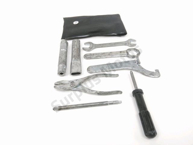 Trousse outil occasion SUZUKI GSF 600 BANDIT 2004