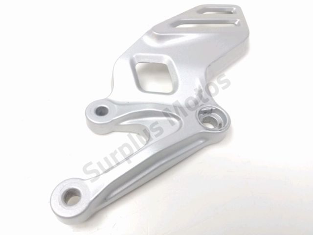 Platine avant gauche occasion YAMAHA YZF-R 2023