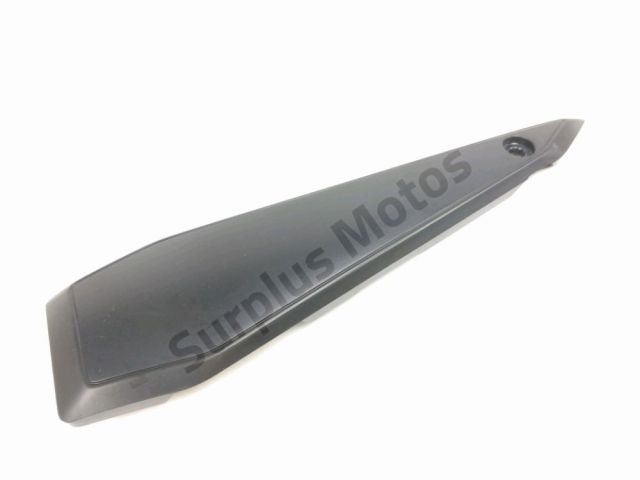 Cache lateral droit occasion YAMAHA FZ1 1000 2008