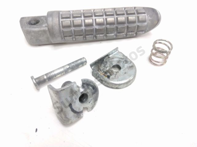 Repose pieds arriere droit occasion KAWASAKI ZZR 600 1997