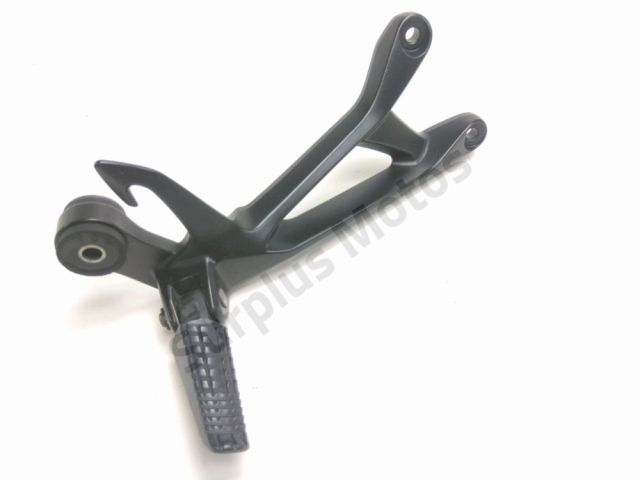 Platine et repose pieds arriere droit occasion SUZUKI GSXS 750 2017