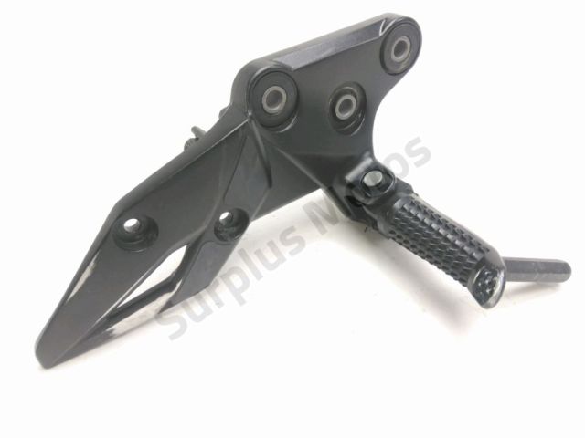 Platine avant droite occasion SUZUKI GSXS 750 2017