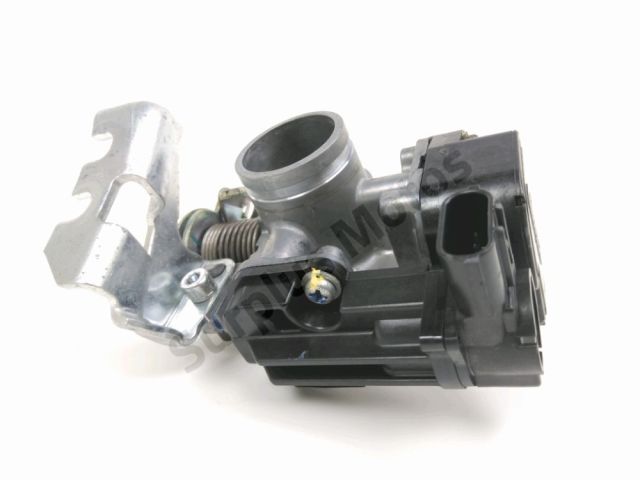 Corps d'injection droit occasion HONDA PCX 2016