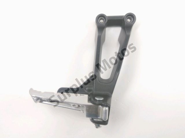 Platine et repose pieds arriere droit occasion YAMAHA MT-09 TRACER 2019