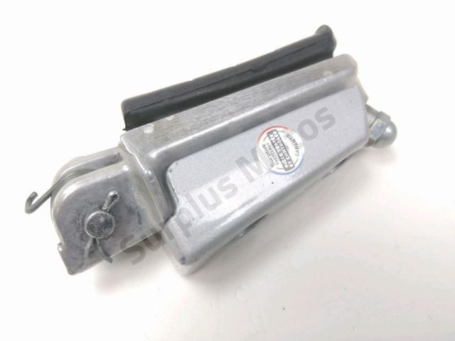 Repose pieds avant droit occasion HONDA CBF 600 2006