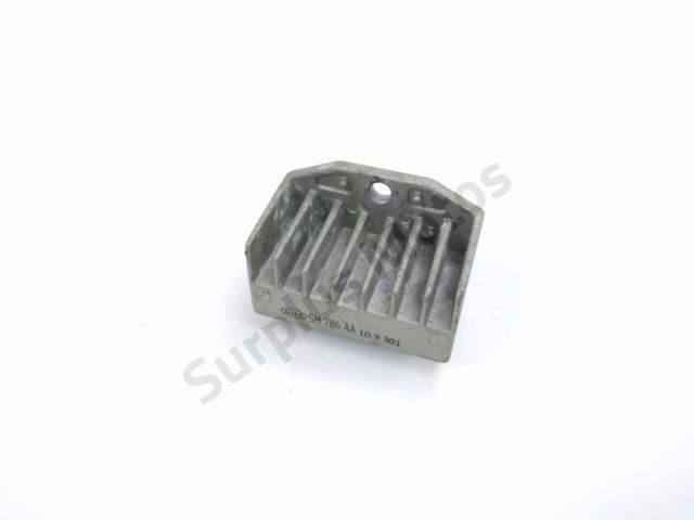 Regulateur de tension occasion HONDA CBF 125 2010