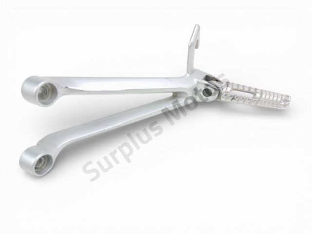Platine et repose pieds arriere gauche occasion SUZUKI GSXR 1000 2006