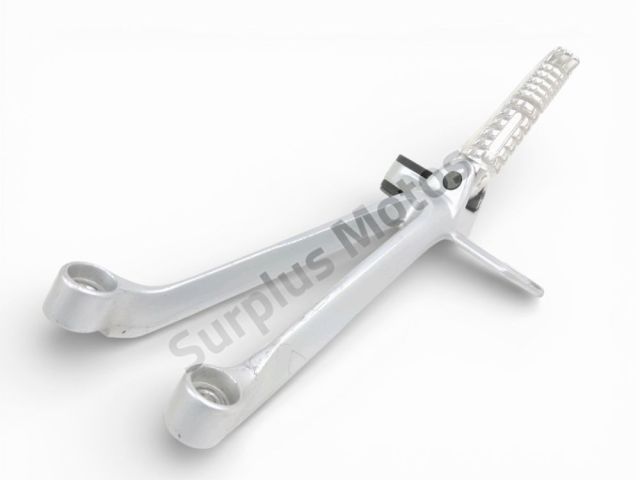 Platine et repose pieds arriere droit occasion SUZUKI GSXR 1000 2006