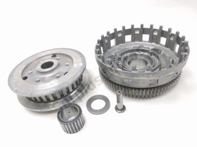 Embrayage complet occasion YAMAHA MT-07 2022