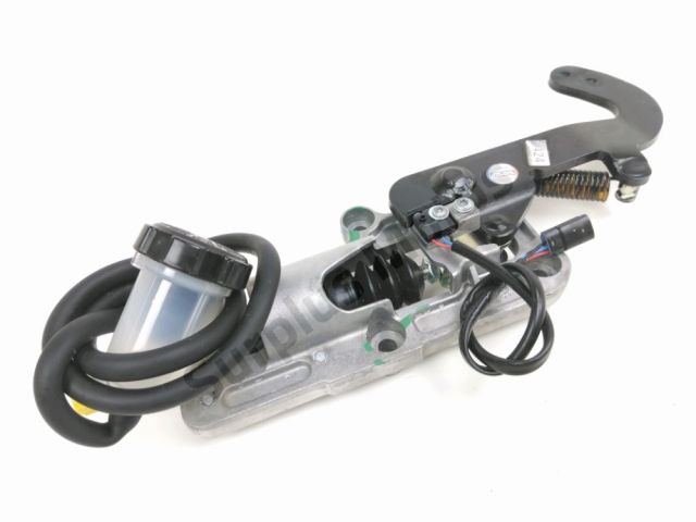 Maitre cylindre frein ar complet occasion PIAGGIO MP3 530 HPE 2024