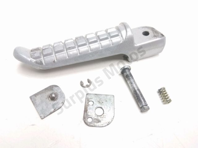 Repose pieds arriere droit occasion VOGE NAKED R 2019