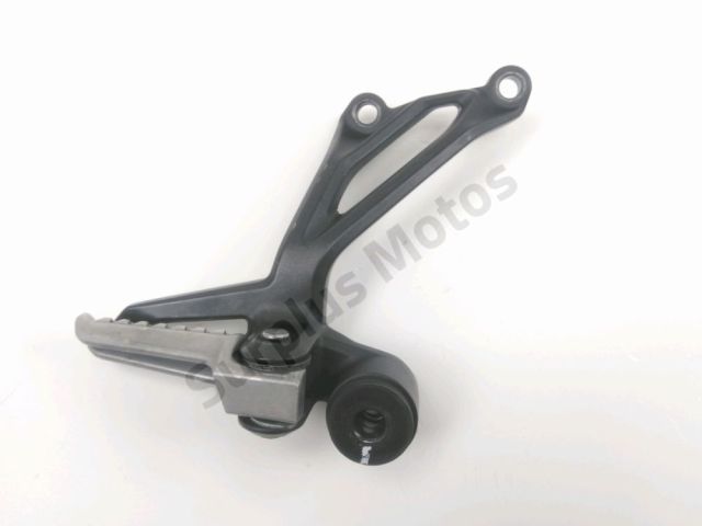 Platine et repose pieds arriere droit occasion KAWASAKI Z 900 2018