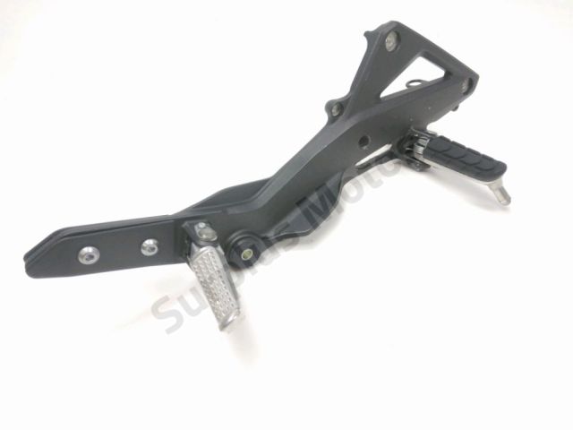 Platine avant droite complete occasion HONDA CB 600 HORNET 2010