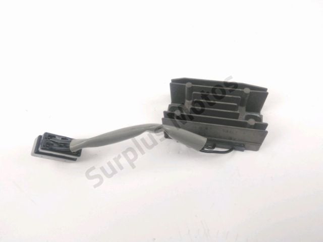 Regulateur de tension occasion SUZUKI BURGMAN 125 2004