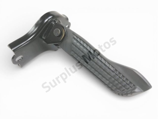 Platine et repose pieds arriere droit occasion SUZUKI AN 400 BURGMAN 2019