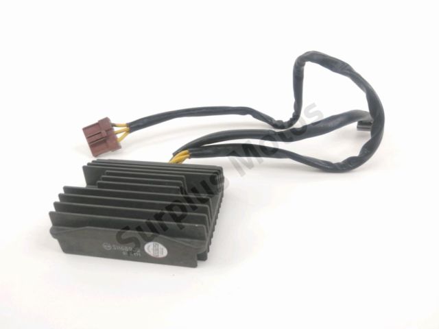 Regulateur de tension occasion PIAGGIO MP3 400 2011