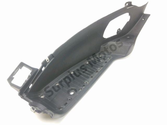 Marche pieds gauche occasion PIAGGIO MP3 400 2009