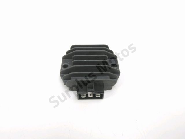 Regulateur de tension occasion VESPA GRANTURISMO 2005