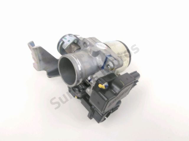 Corps d'injection droit occasion VESPA GTS 2022