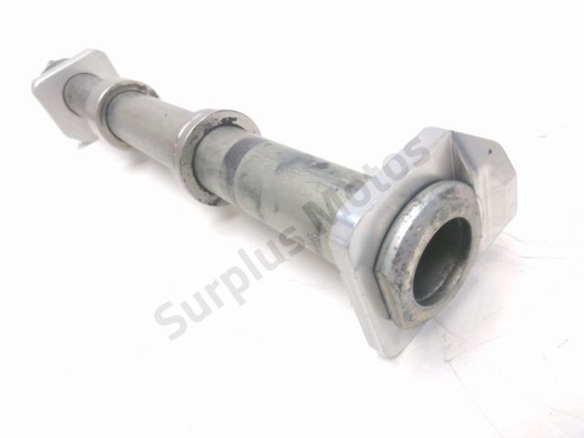 Axe de roue arriere occasion SUZUKI GSXR 600 2008