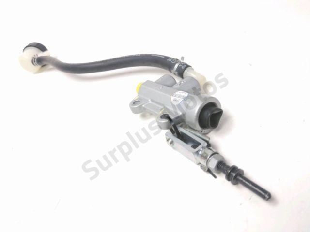 Maitre cylindre frein ar complet occasion APRILIA MANA 2011