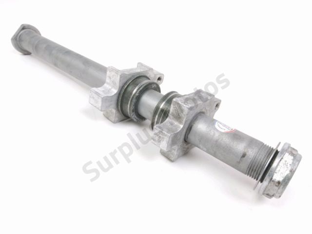 Axe de roue arriere occasion APRILIA CAPONORD 2014