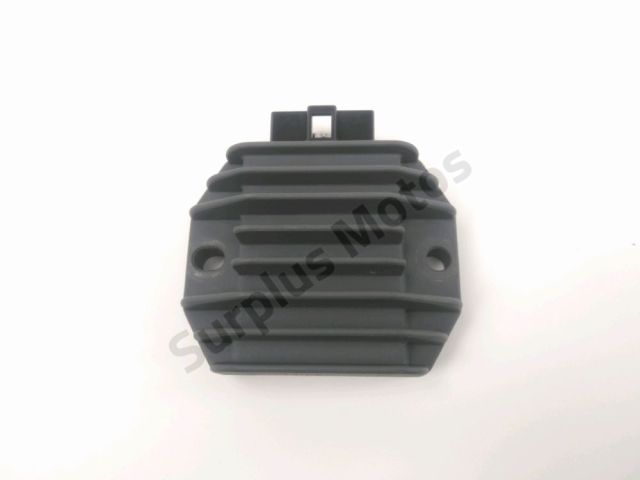Regulateur de tension occasion YAMAHA YBR 125 2009
