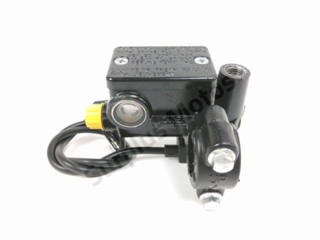 Maitre cylindre frein av complet occasion SILENCE S01 2024