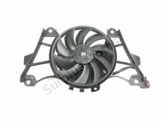Ventilateur occasion HONDA CB 750 HORNET 2023