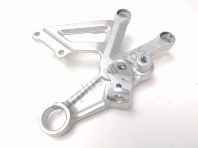 Platine avant droite occasion APRILIA RSV4 2010