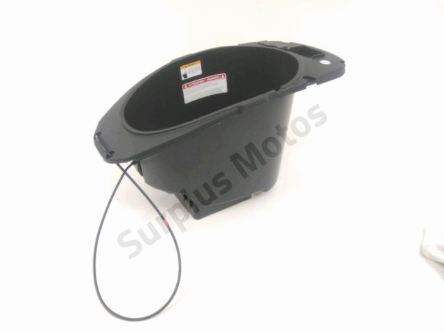 Coffre sous selle occasion PIAGGIO VESPA ELECTTRICA 2024