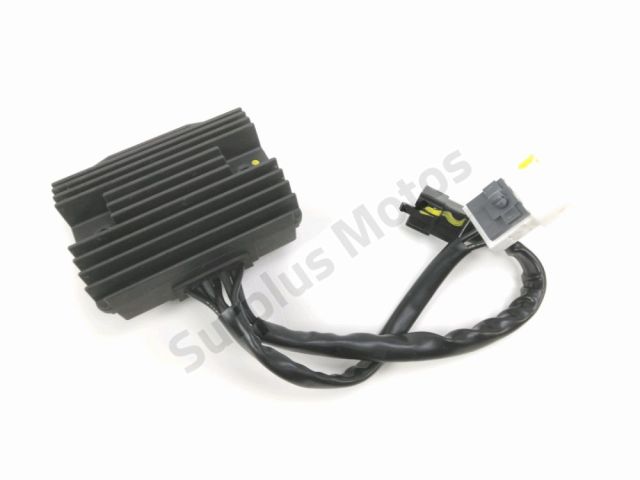 Regulateur de tension occasion APRILIA DORSODURO 2020