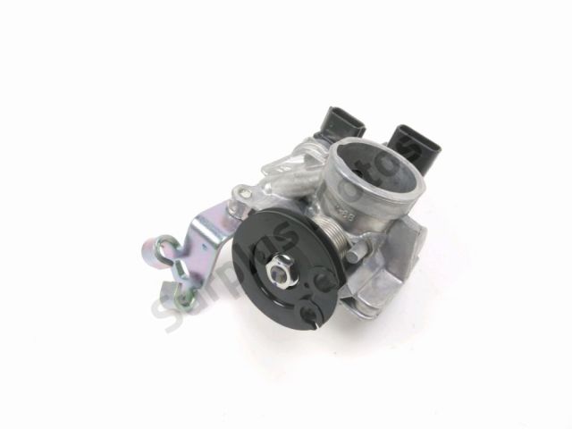 Corps d'injection droit occasion KAWASAKI Z 125 2024