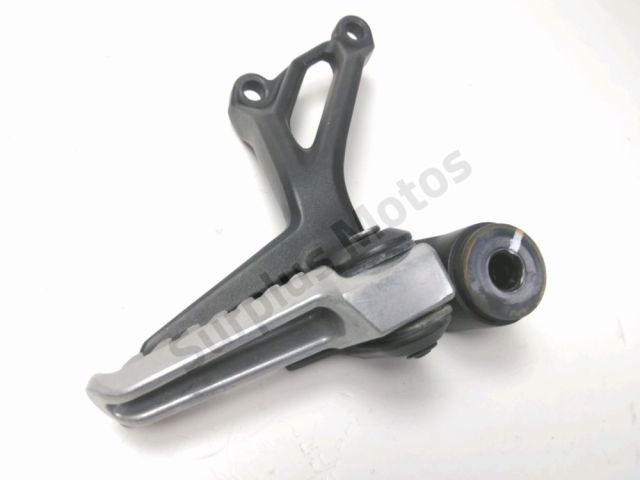 Platine et repose pieds arriere droit occasion KAWASAKI Z 900 2021