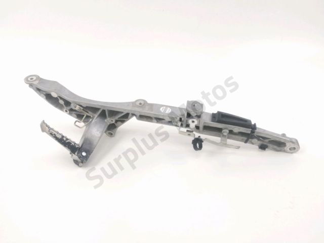 Platine et repose pieds arriere droit occasion YAMAHA XP 530 T-MAX 2018