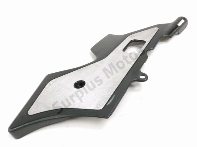 Habillage platine droit occasion HONDA CBR 1000 F 1999