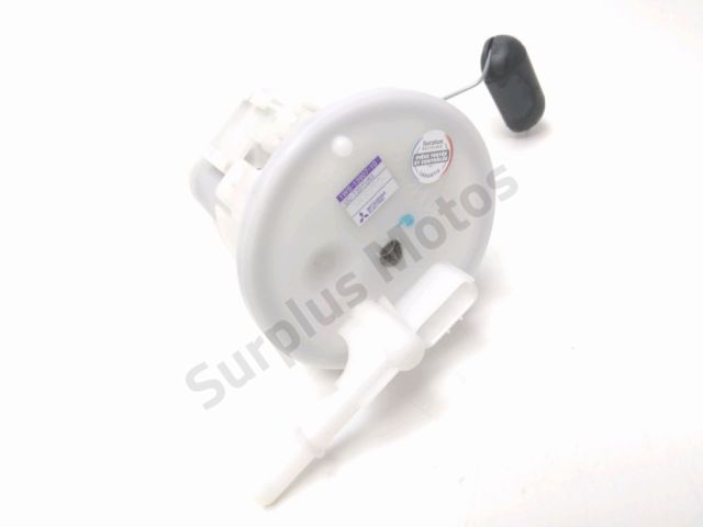 Pompe a essence occasion YAMAHA R7 2023