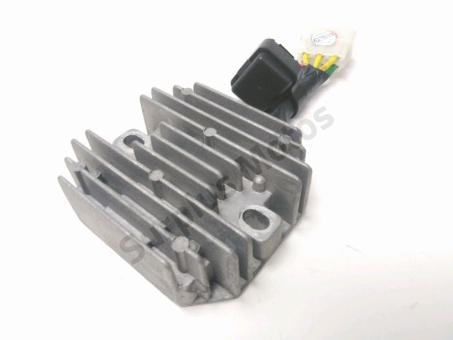 Regulateur de tension occasion APRILIA SXR 2021