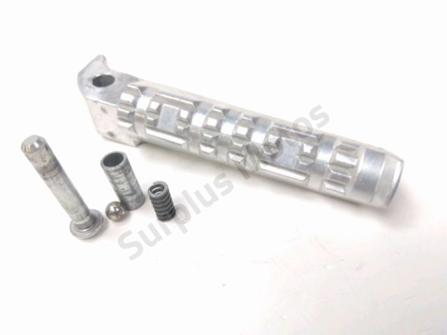Repose pieds arriere droit occasion YAMAHA YP 125 X-MAX 2015